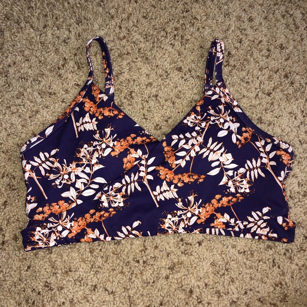 Fabletics Bra Sz Medium Purple Flowers